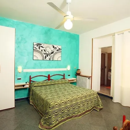 2 Mari Santa Maria di Leuca