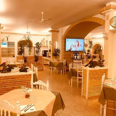 2 Mari Hotel 2*